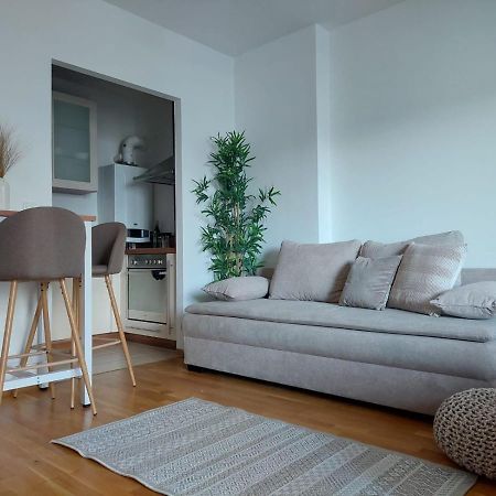 Balcony Apartment, 5 Min Walk To First District Wien Eksteriør bilde